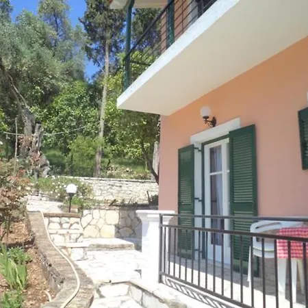 Nikolas Voula, Bay Apartment